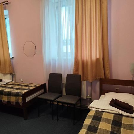 Mini-Hotel Ocean Kiev Buitenkant foto