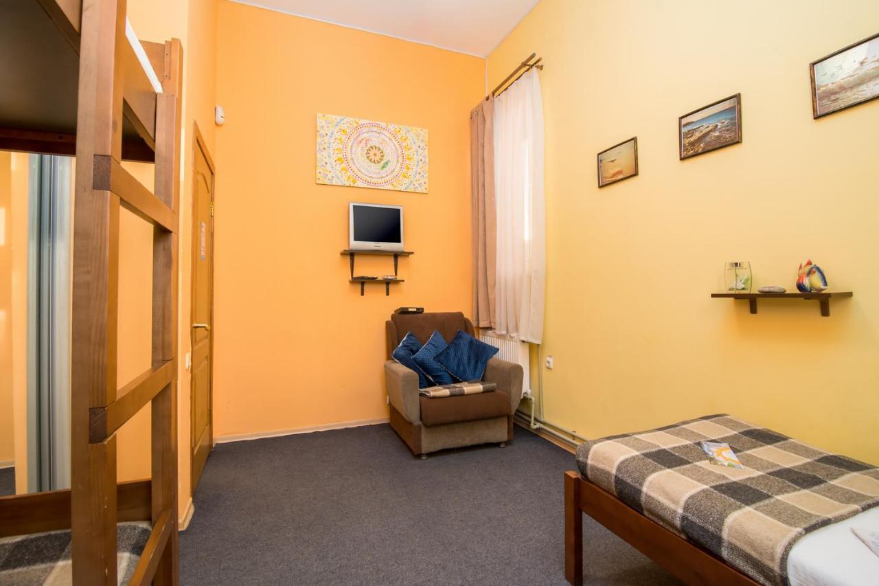 Mini-Hotel Ocean Kiev Buitenkant foto
